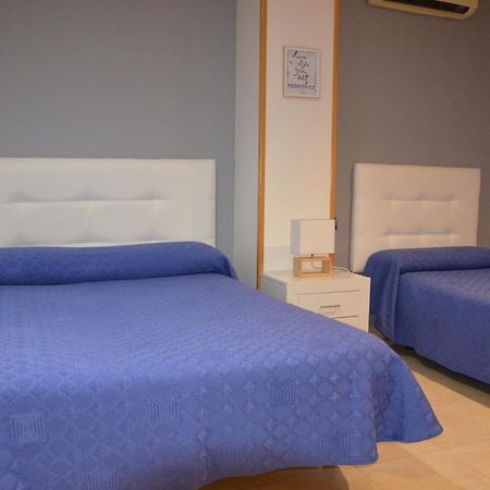 Hostal Mont Royal アリカンテ エクステリア 写真